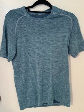 T-Shirt - Blue